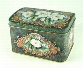Tin, White Roses chest